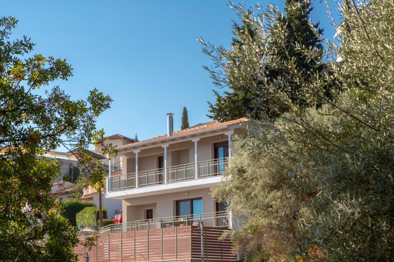 Nikolas Guest House Villa Никиана Екстериор снимка